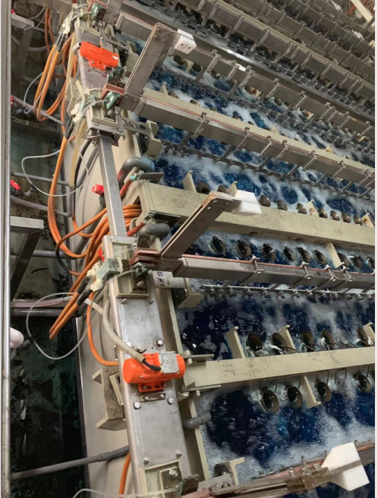 線路板設(shè)備振動去氣泡